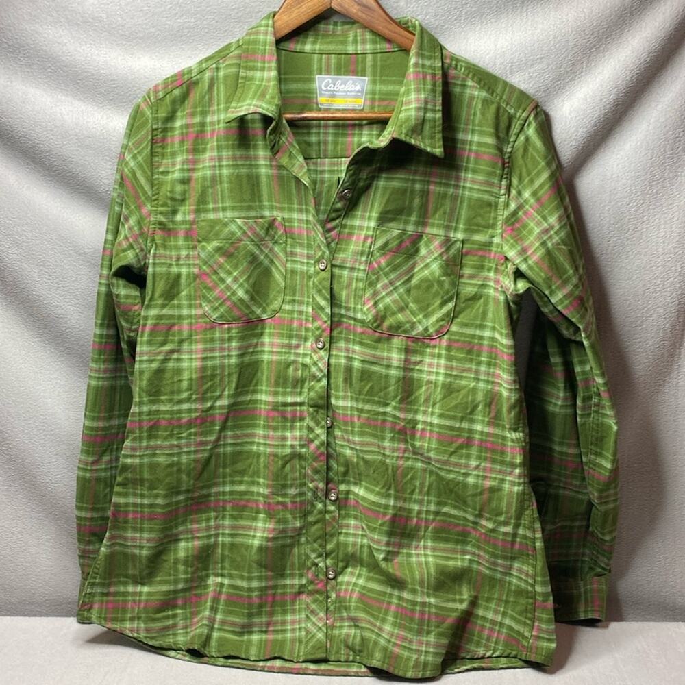 Cabela's green plaid button front shirt size medium